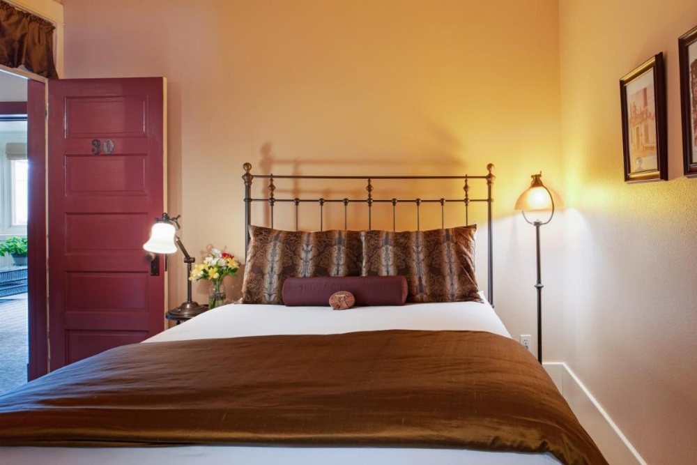 Room image 2