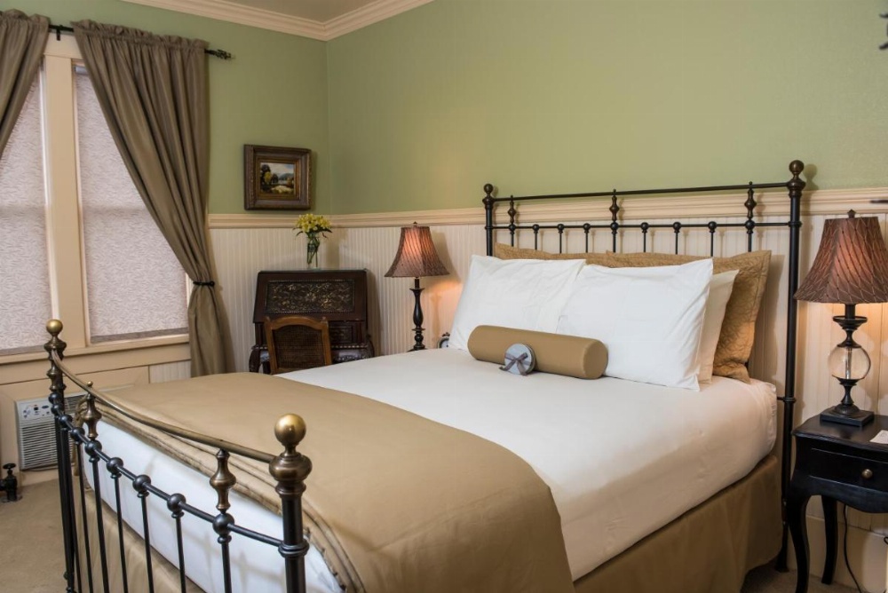 Room image 2