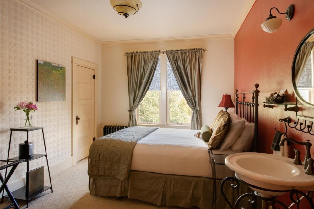 Room image 2